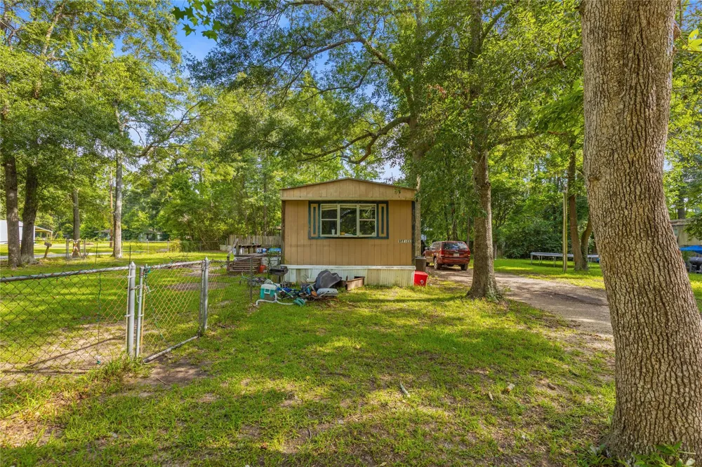 14821 Lucas Drive Splendora, TX 77372