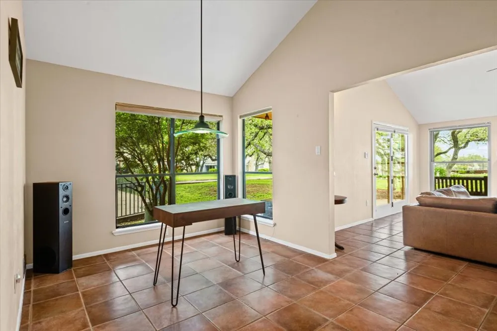 104 Overlook Circle Wimberley, TX 78676