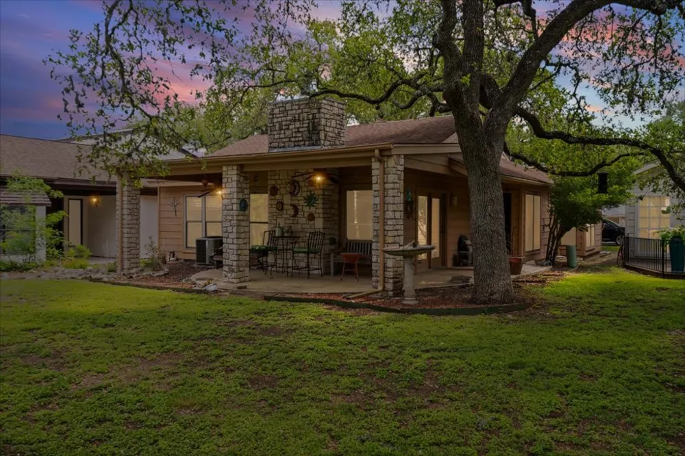 104 Overlook Circle Wimberley, TX 78676
