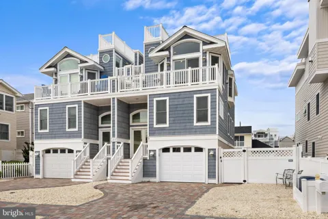 103 E LILLIE AVENUE U-B