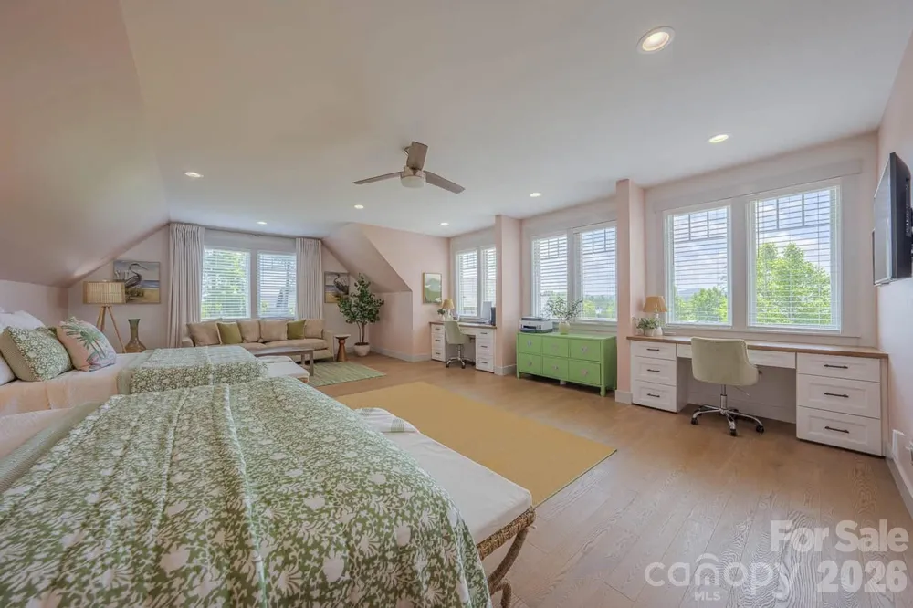 73 Angelina Lane Mills River, NC 28759