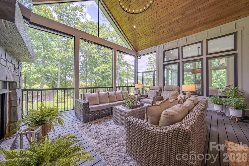 73 Angelina Lane Mills River, NC 28759