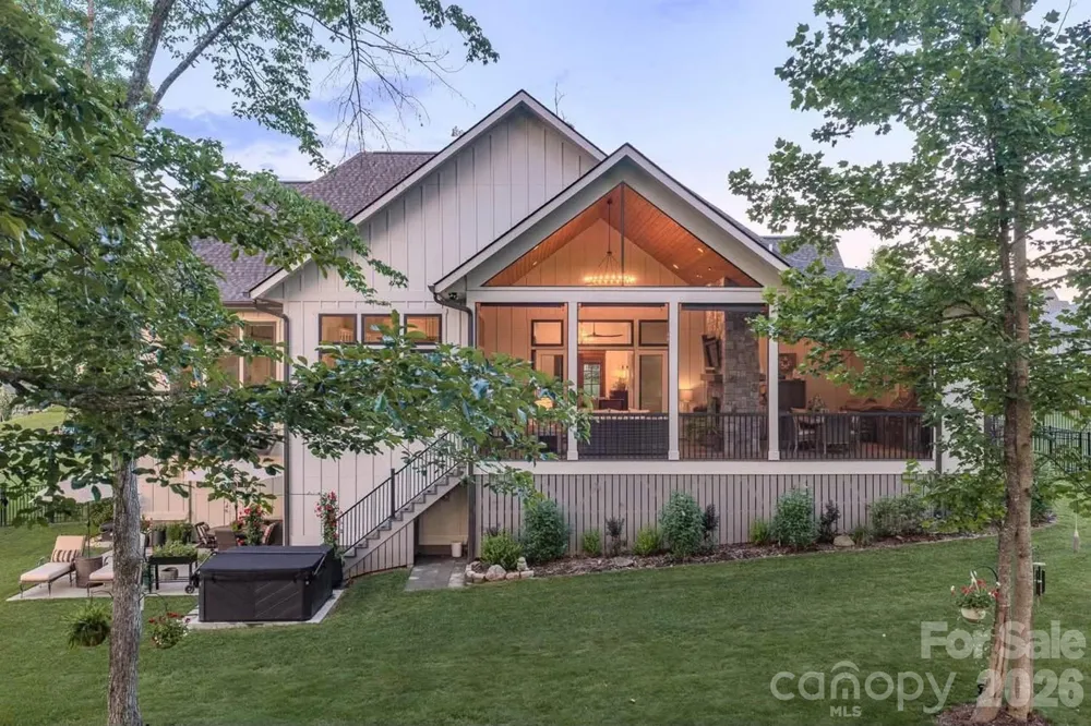 73 Angelina Lane Mills River, NC 28759