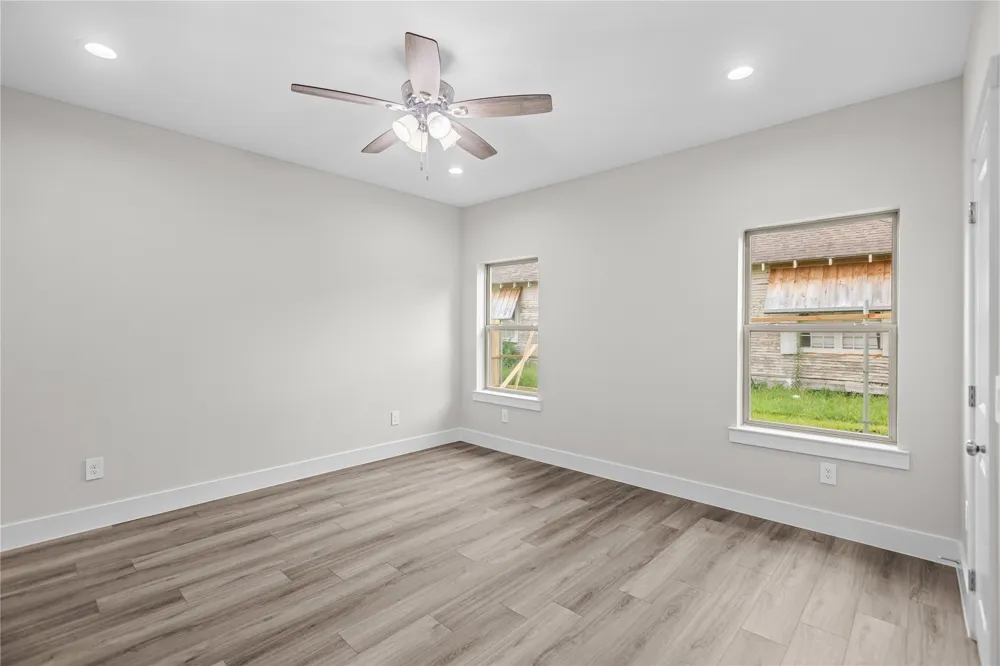 106 Lackey Street Tom Bean, TX 75489