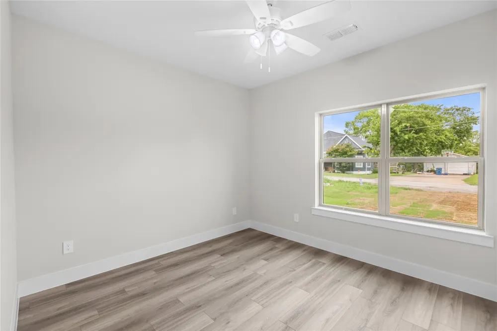 106 Lackey Street Tom Bean, TX 75489