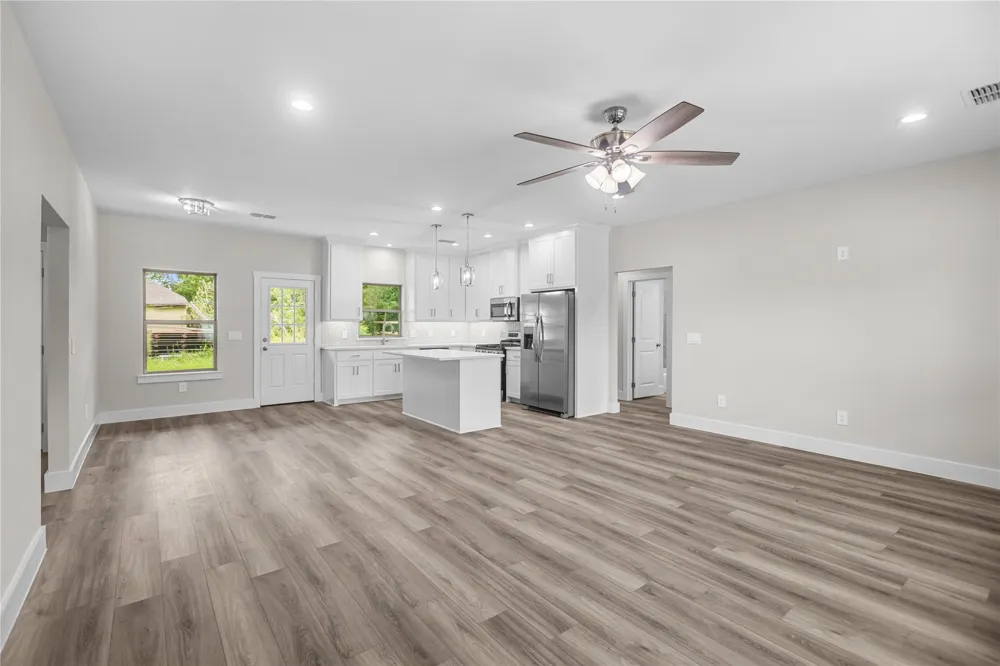 106 Lackey Street Tom Bean, TX 75489