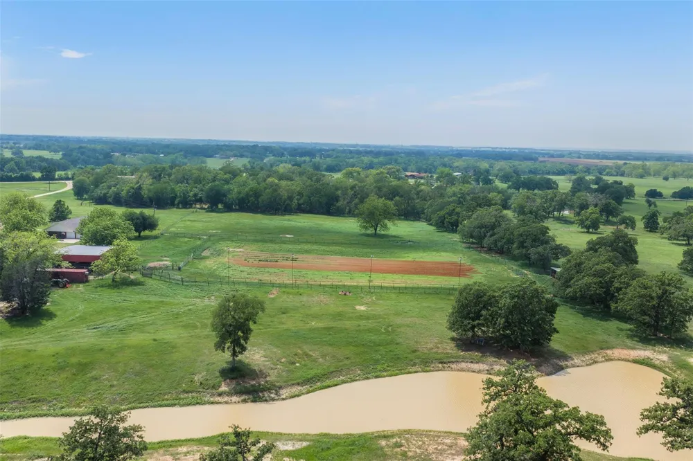 1016 County Road 306 Rockdale, TX 76567