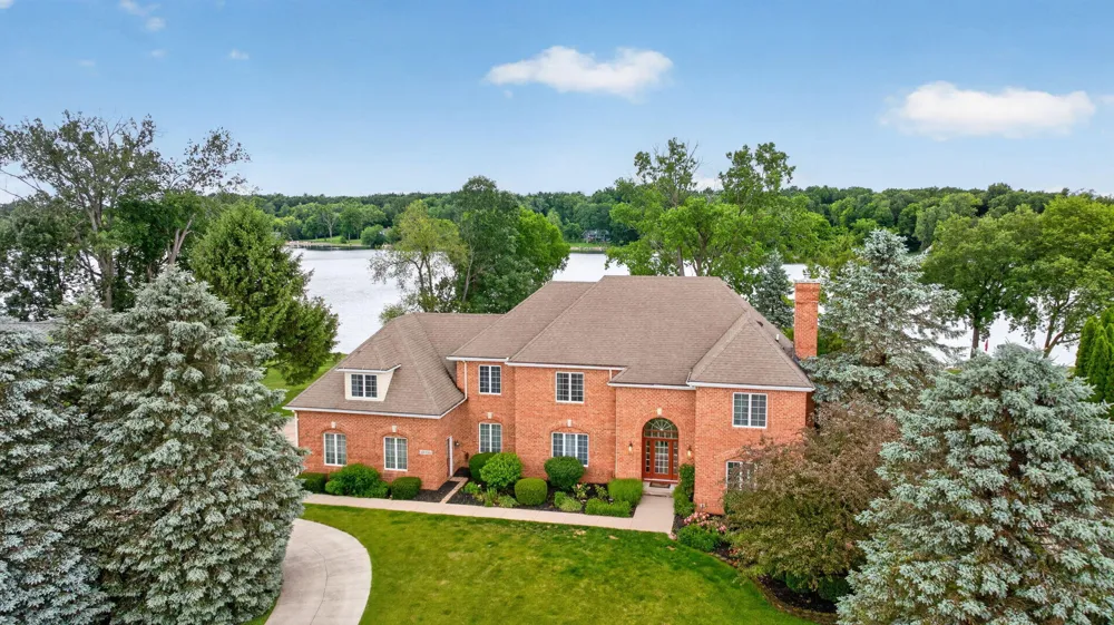 14908 Canary Court Brooklyn, MI 49230