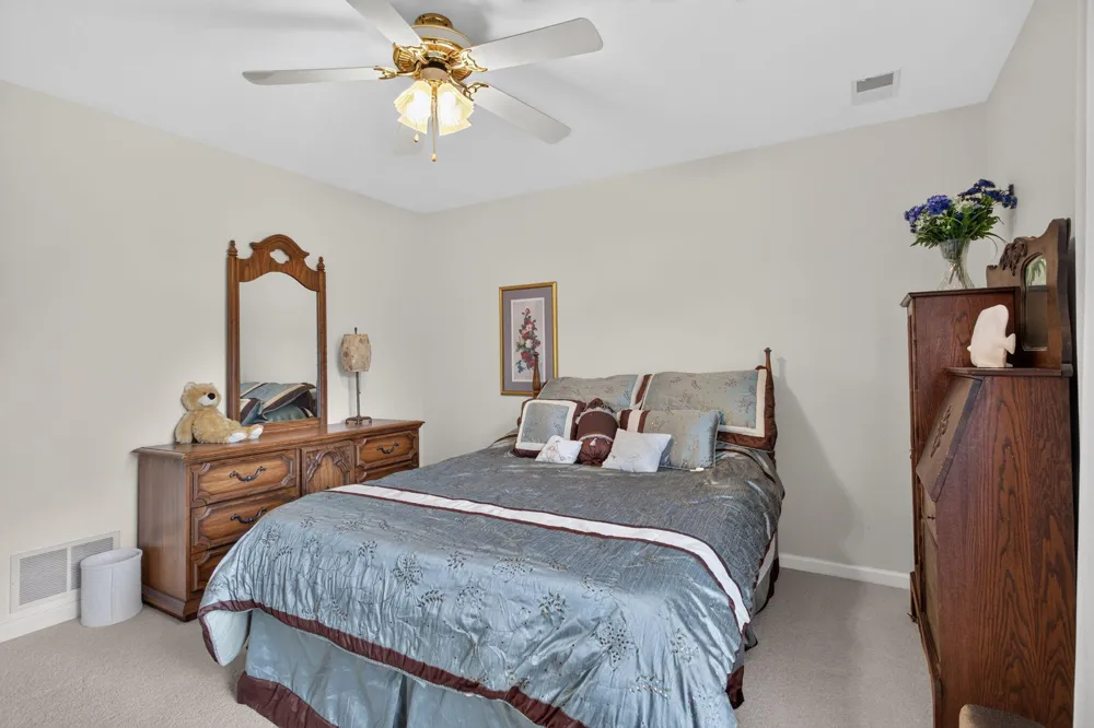 14908 Canary Court Brooklyn, MI 49230