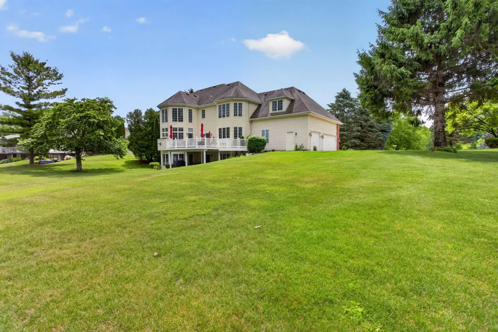 14908 Canary Court Brooklyn, MI 49230