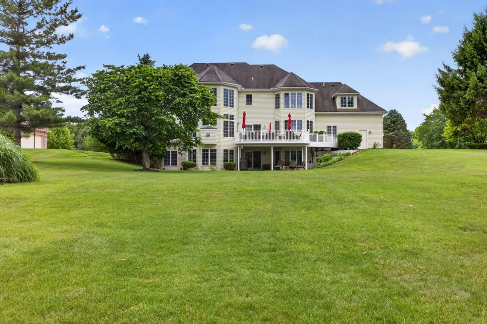 14908 Canary Court Brooklyn, MI 49230