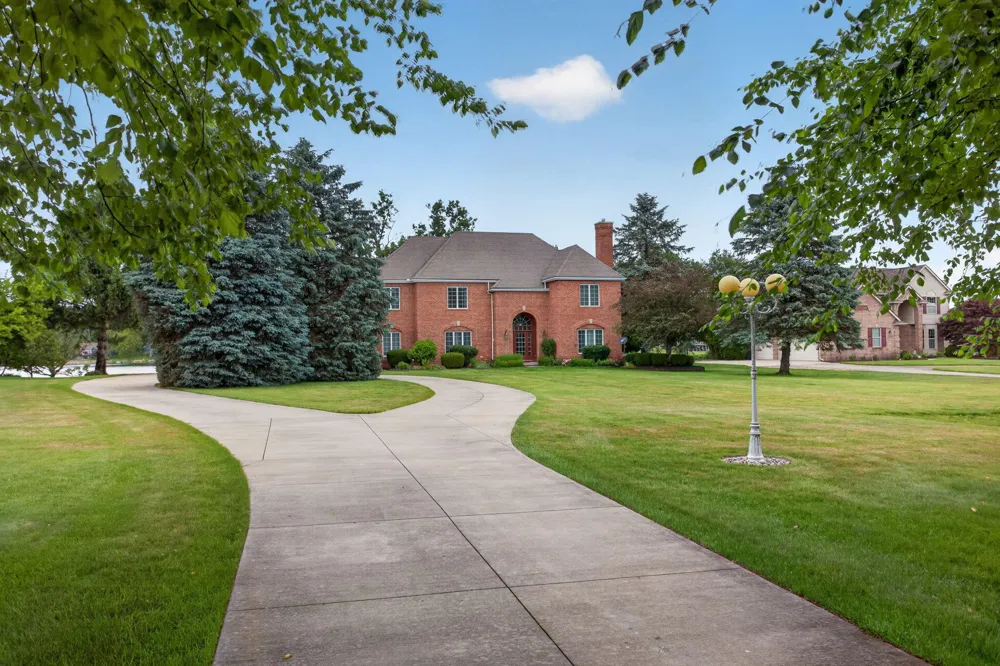 14908 Canary Court Brooklyn, MI 49230