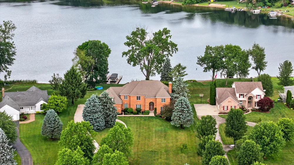 14908 Canary Court Brooklyn, MI 49230