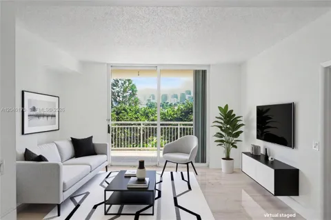 2475 Brickell Ave #704