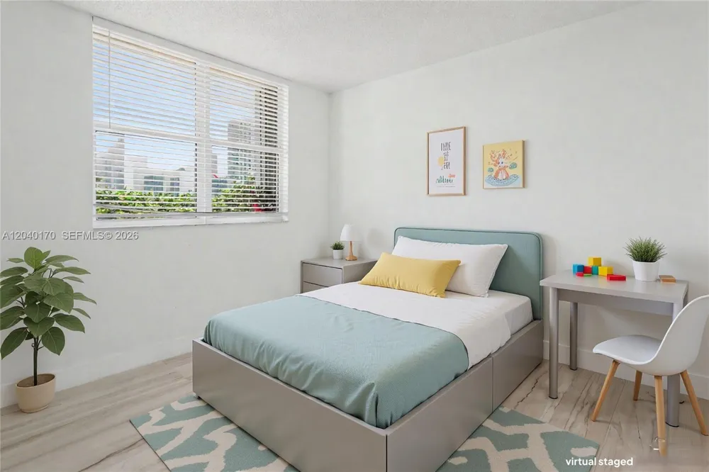 2475 Brickell Ave #704 Miami, FL 33129