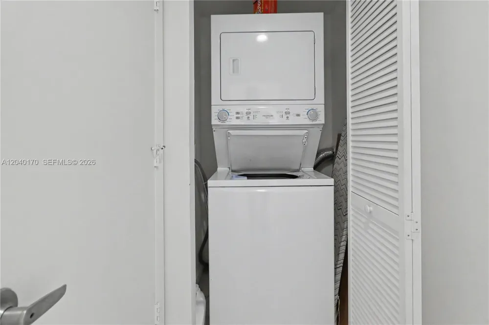 2475 Brickell Ave #704 Miami, FL 33129