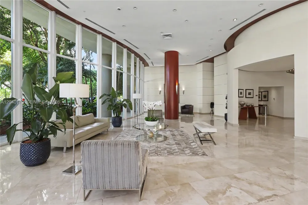 2475 Brickell Ave #704 Miami, FL 33129