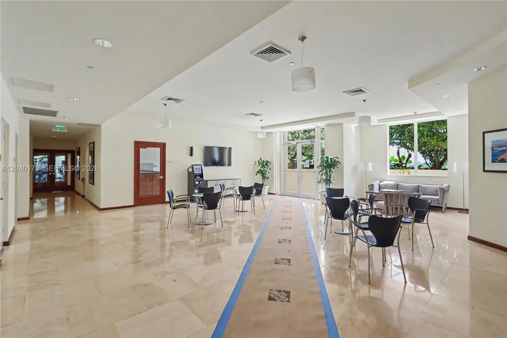 2475 Brickell Ave #704 Miami, FL 33129
