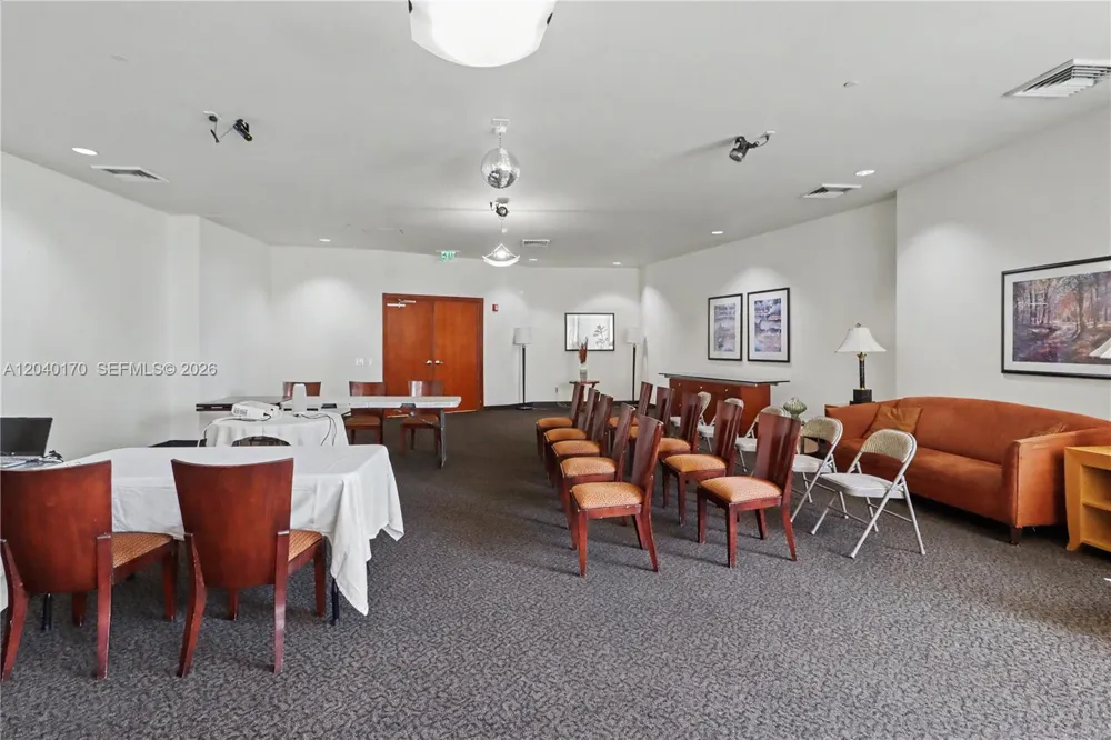 2475 Brickell Ave #704 Miami, FL 33129