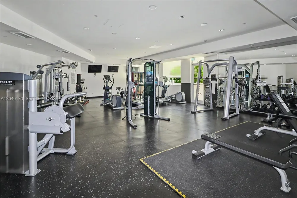 2475 Brickell Ave #704 Miami, FL 33129