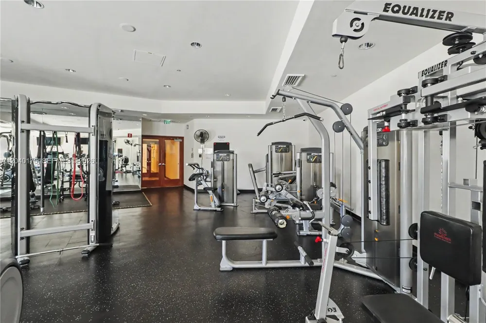 2475 Brickell Ave #704 Miami, FL 33129
