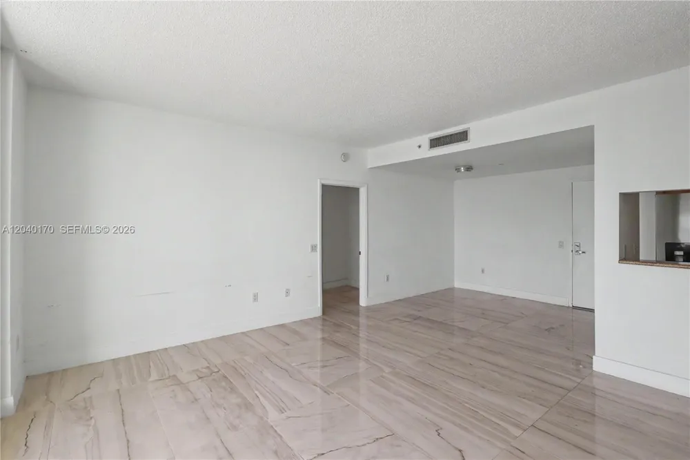 2475 Brickell Ave #704 Miami, FL 33129