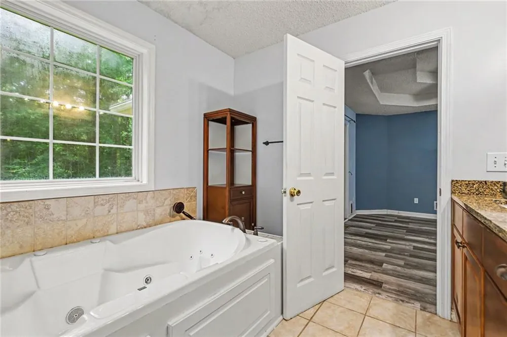 4890 Cordero Court Winston, GA 30187
