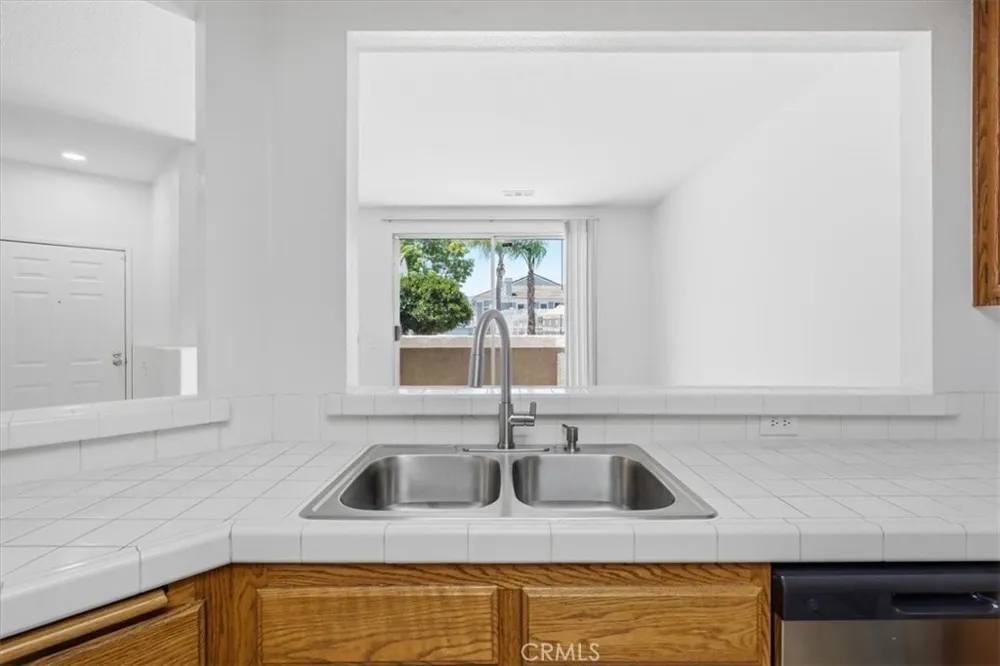 2235 Indigo Hills Drive #4 Corona, CA 92879