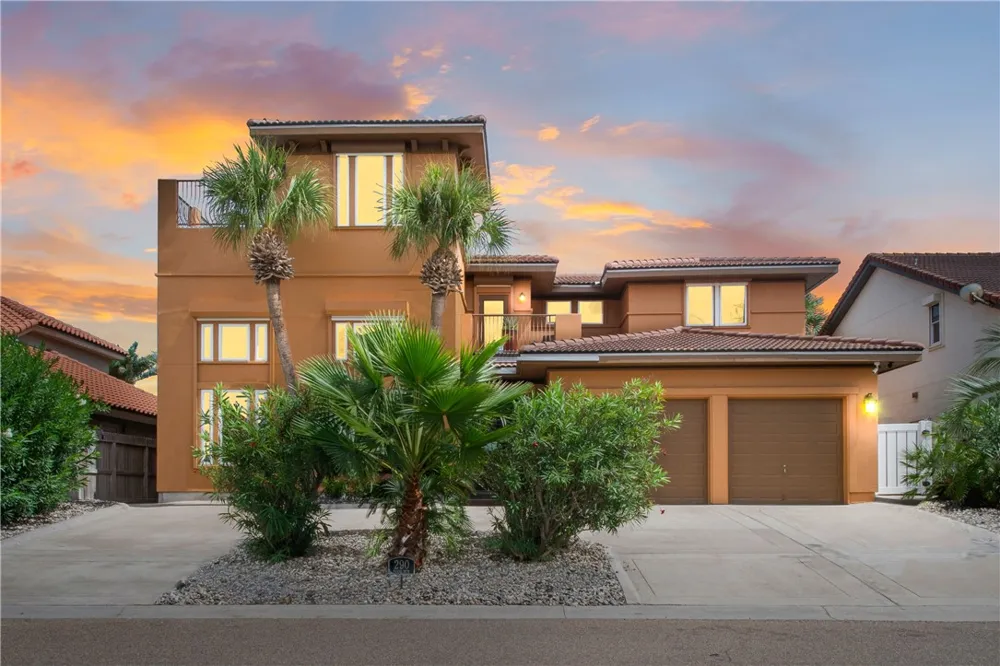 290 Marina Drive Port Aransas, TX 78373