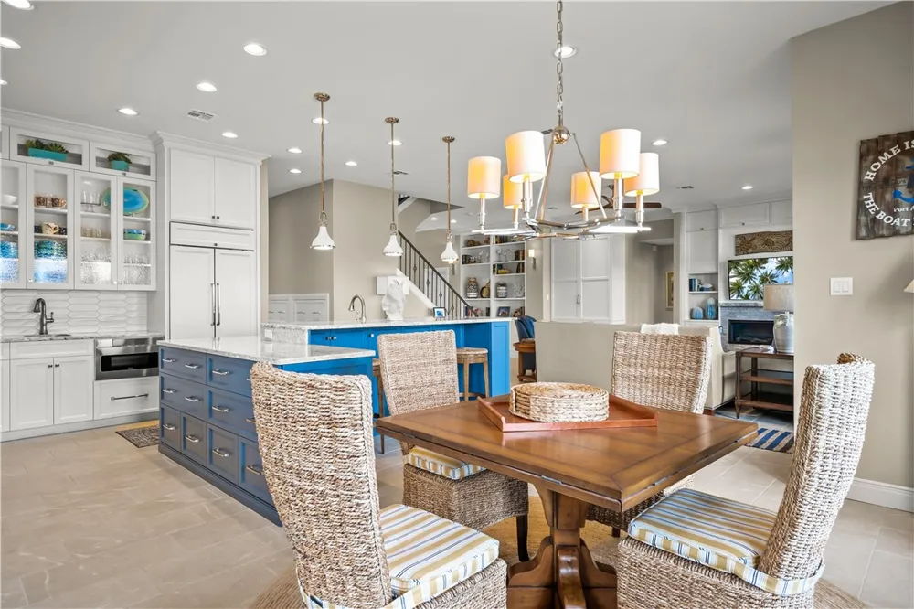 290 Marina Drive Port Aransas, TX 78373