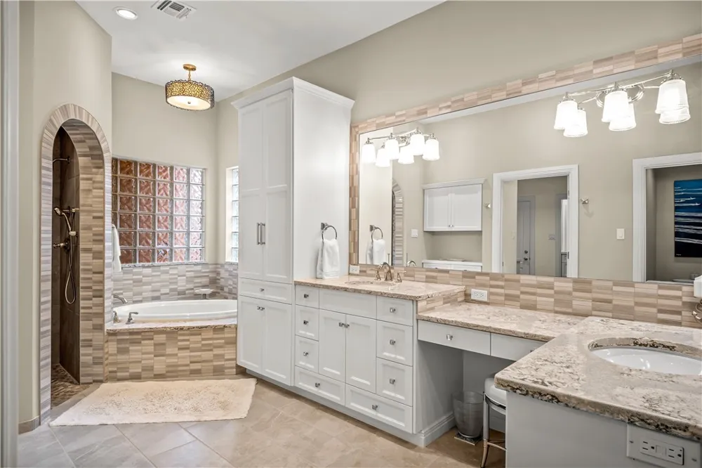 290 Marina Drive Port Aransas, TX 78373