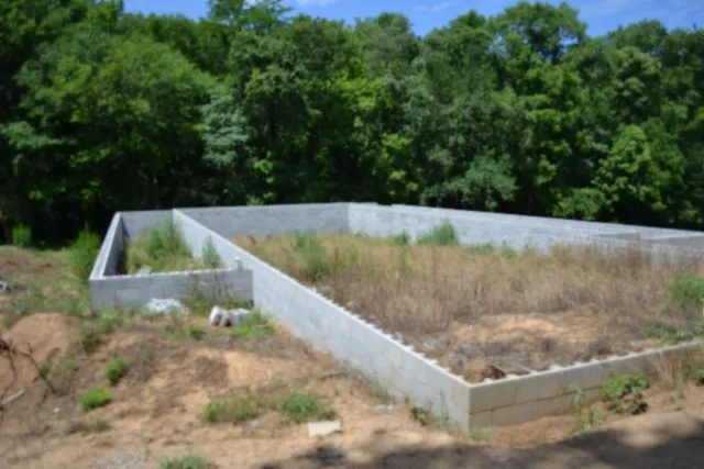 425 Baugh Hollow Ln Gainesboro, TN 38562