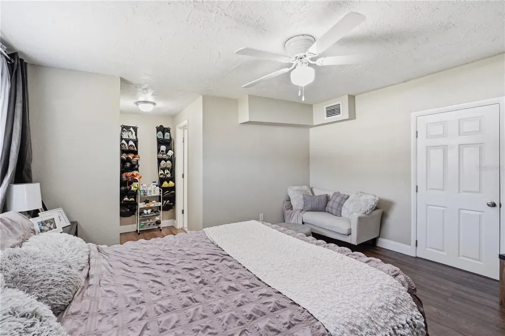 1410 KOZART COURT Orlando, FL 32811