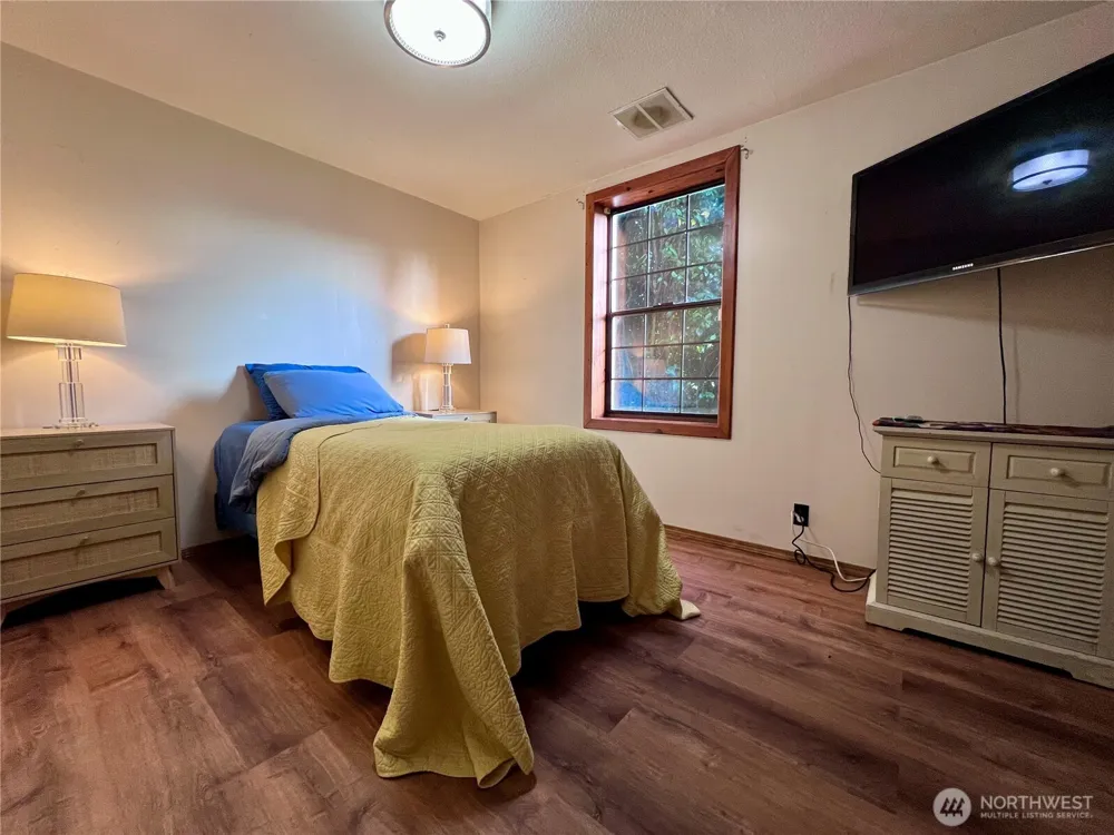 20503 Birch Place Ocean Park, WA 98640