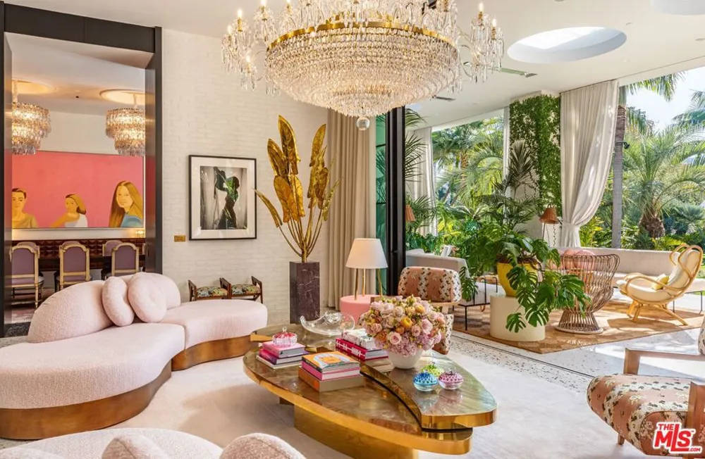 660 Club View Drive Los Angeles, CA 90024