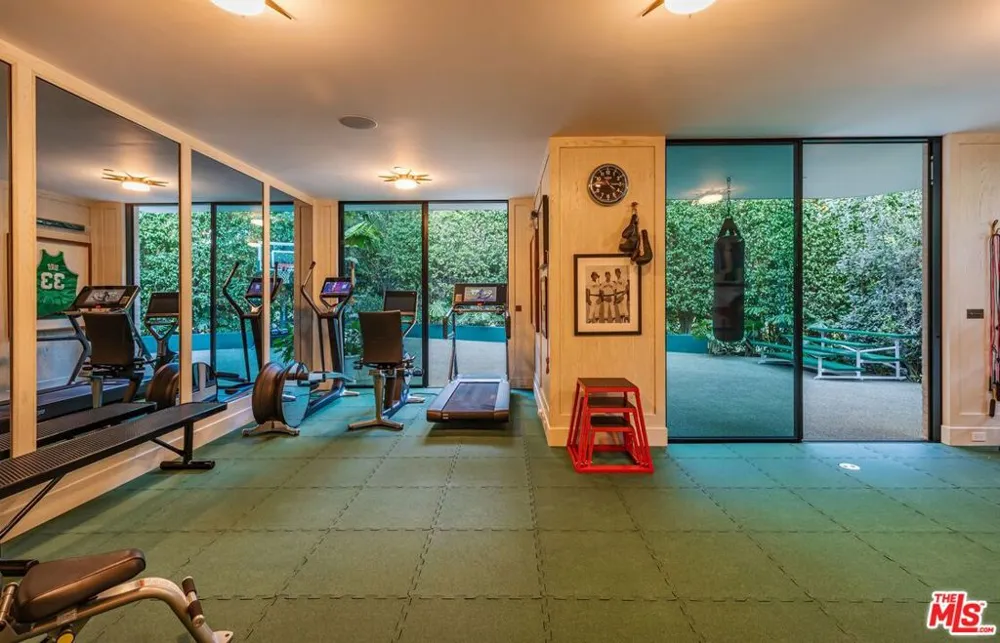 660 Club View Drive Los Angeles, CA 90024