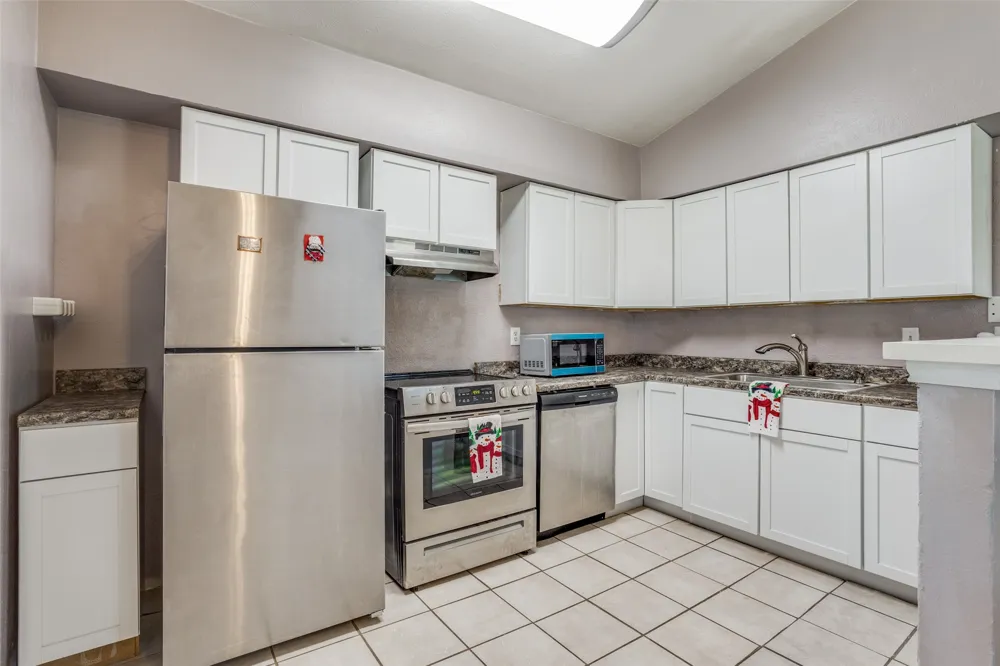 5913 Lake Hubbard Parkway #221 Garland, TX 75043