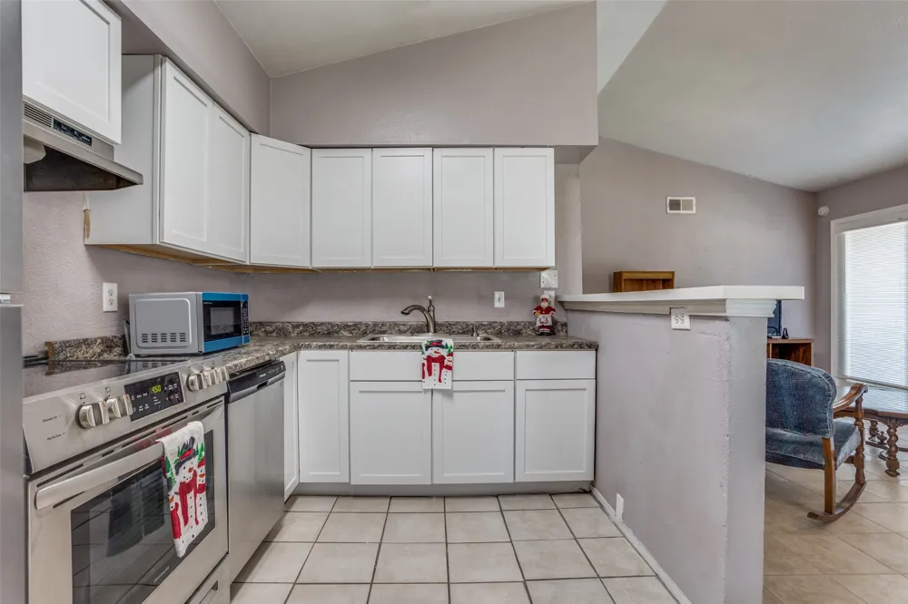 5913 Lake Hubbard Parkway #221 Garland, TX 75043