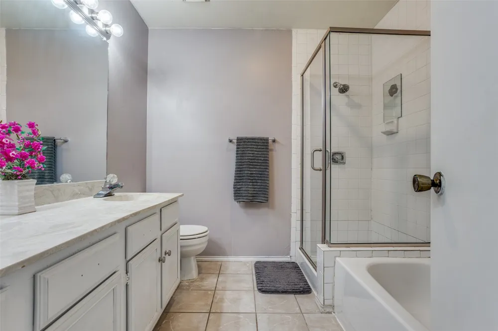 5913 Lake Hubbard Parkway #221 Garland, TX 75043