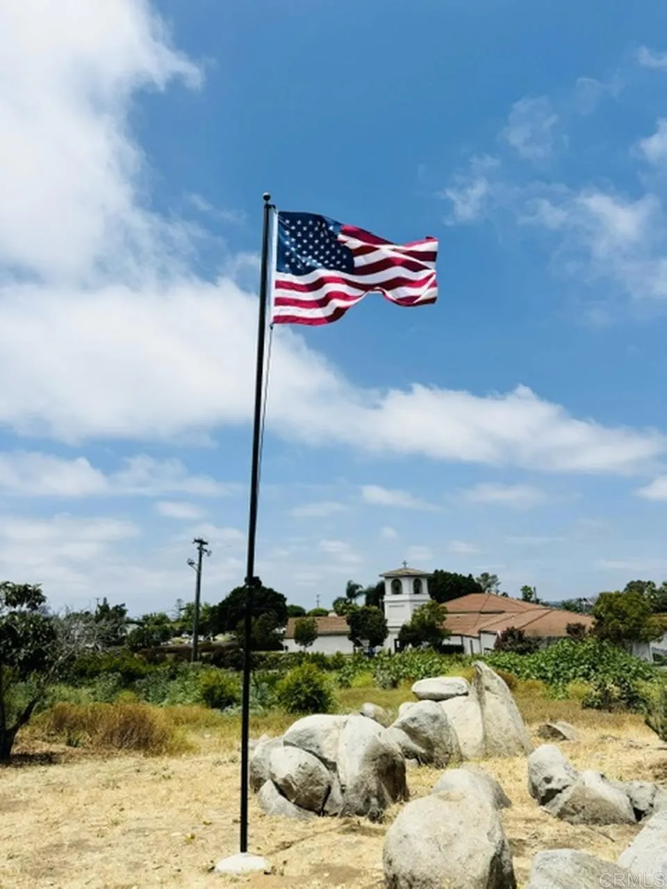 1060 Crest View Rd Vista, CA 92081