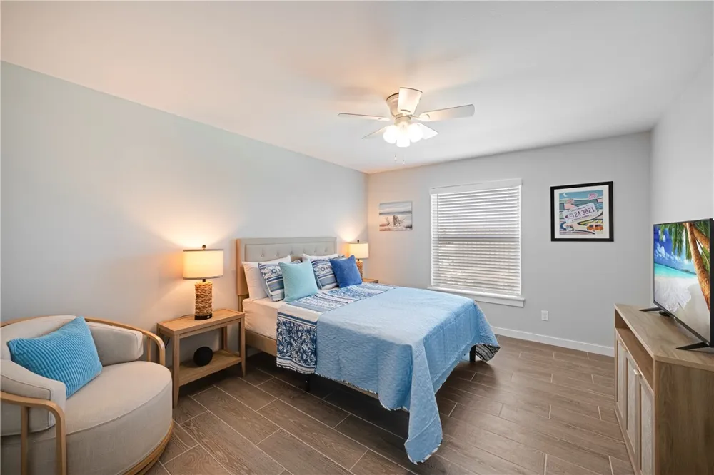 185 Paradise Pointe Drive Port Aransas, TX 78373