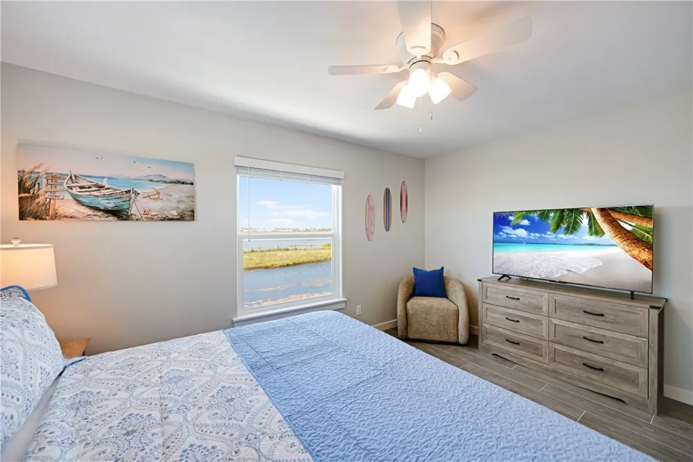185 Paradise Pointe Drive Port Aransas, TX 78373