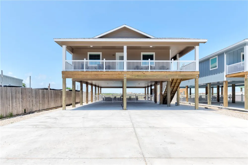 185 Paradise Pointe Drive Port Aransas, TX 78373
