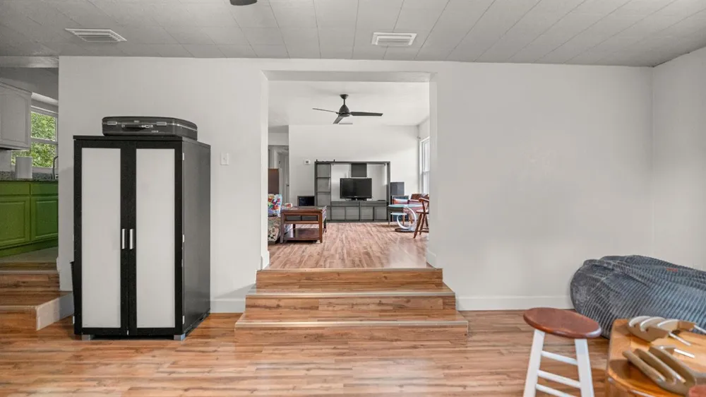 1015 SE 10th Terrace Gainesville, FL 32601