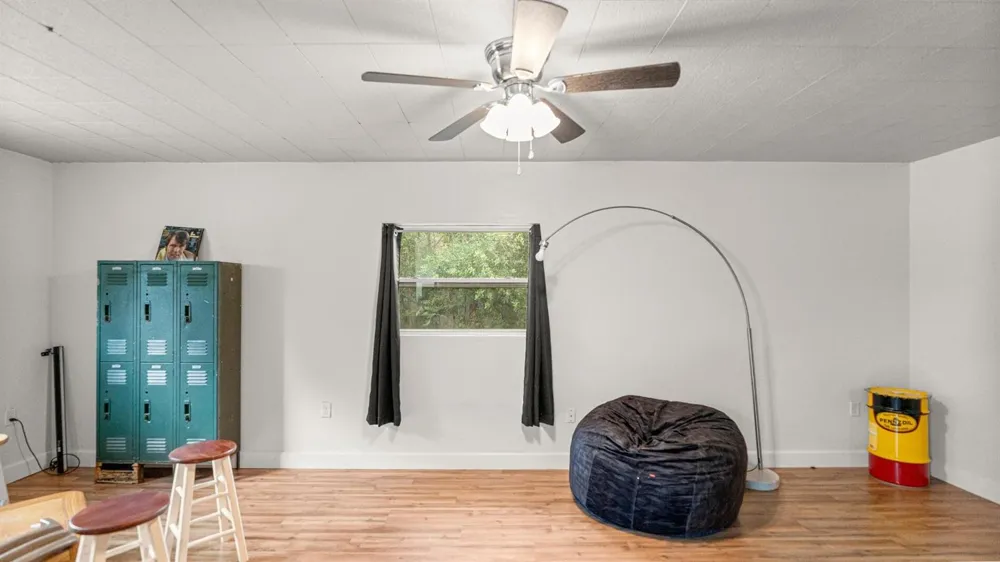 1015 SE 10th Terrace Gainesville, FL 32601