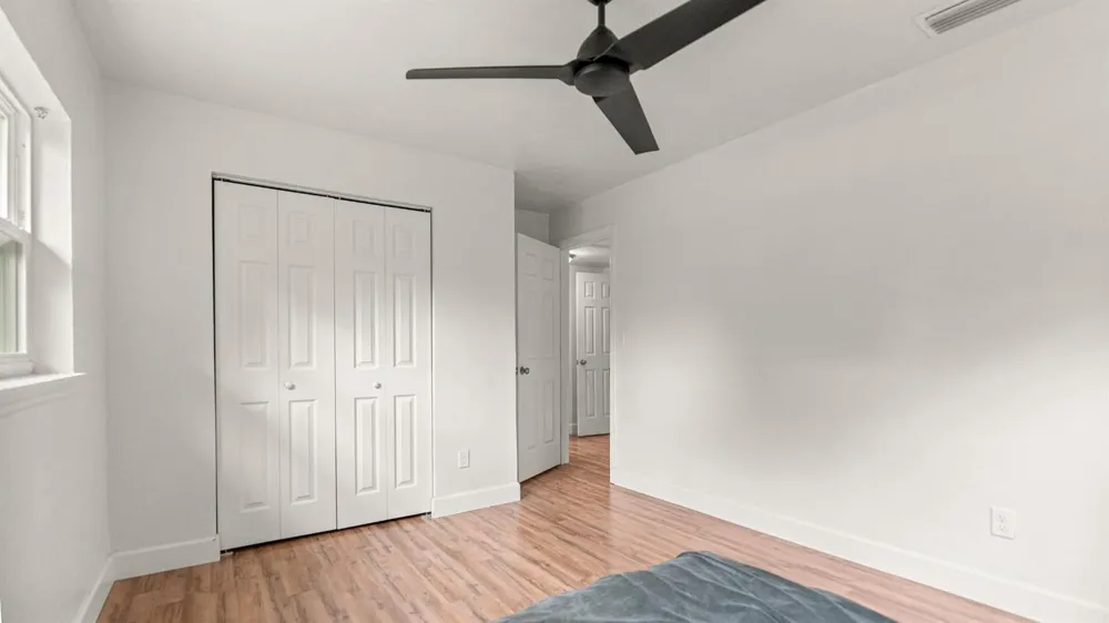 1015 SE 10th Terrace Gainesville, FL 32601