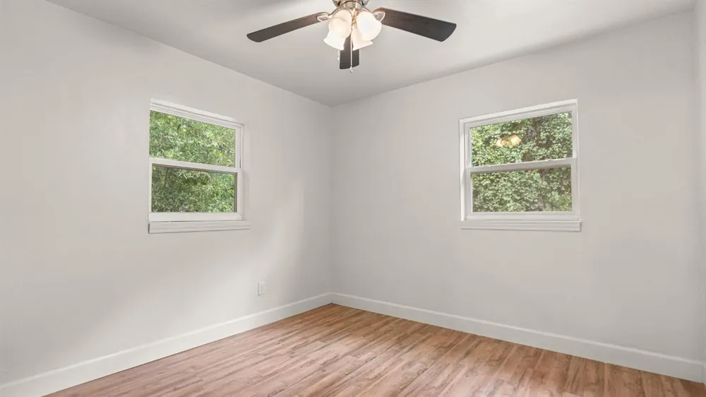 1015 SE 10th Terrace Gainesville, FL 32601