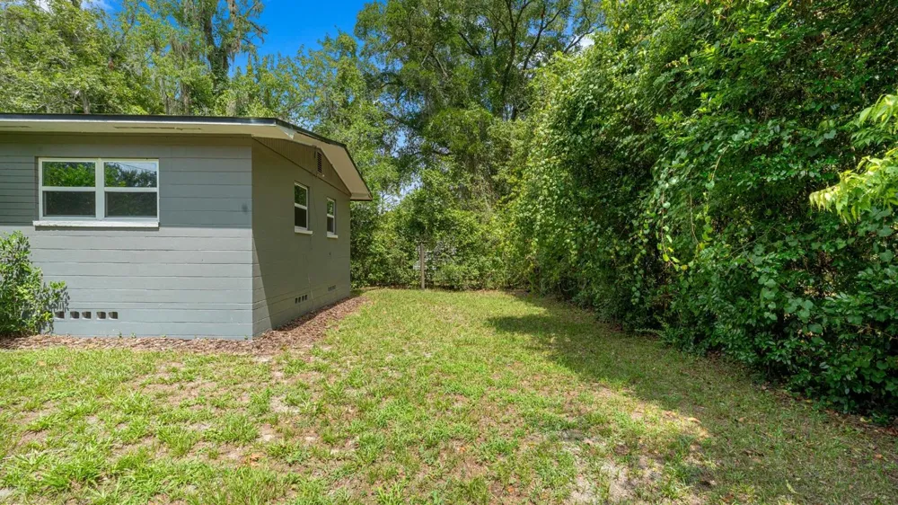 1015 SE 10th Terrace Gainesville, FL 32601