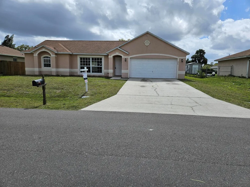 570 Ontario Street NW Palm Bay, FL 32907