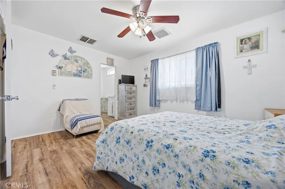 1120 S Yorktown Street Ridgecrest, CA 93555